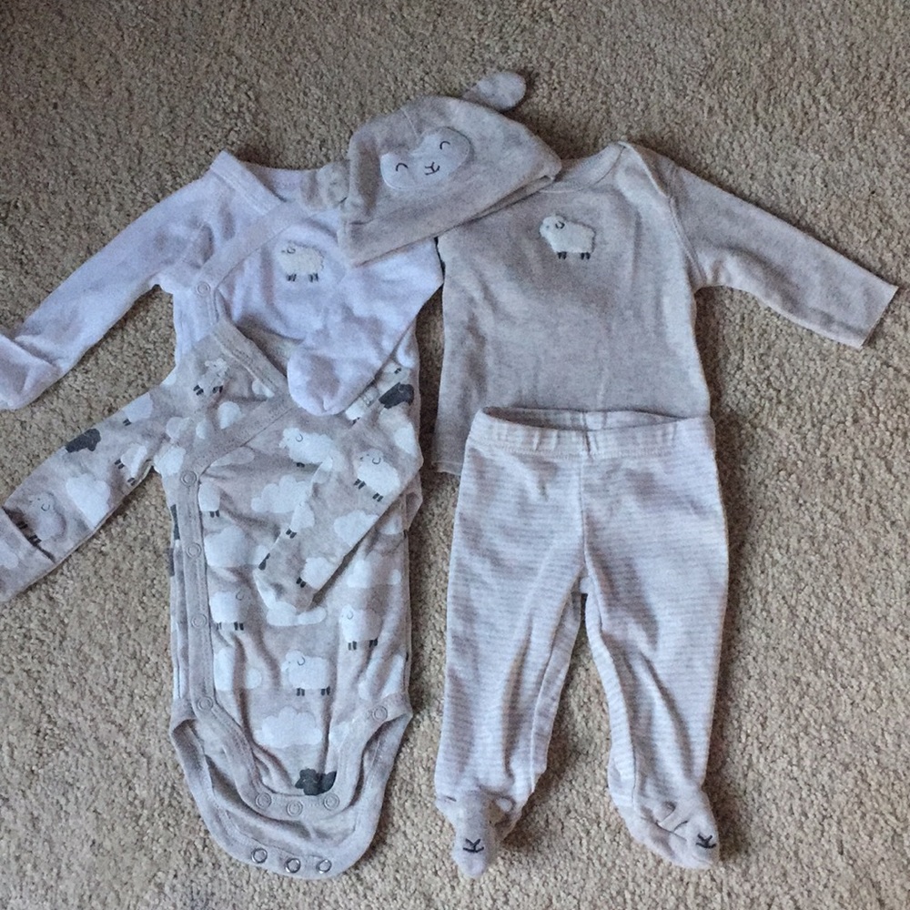 Newborn gender neutral/unisex set